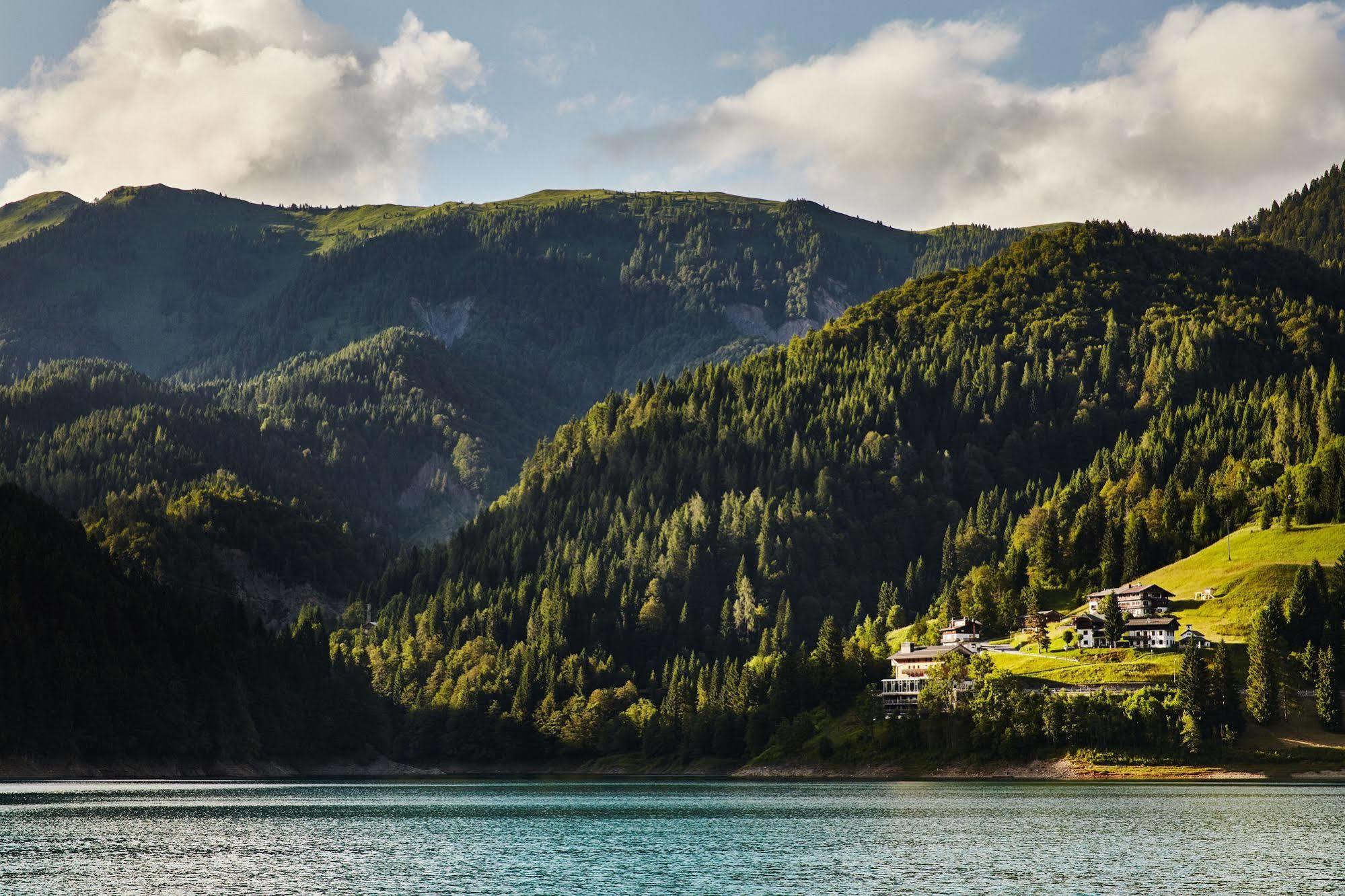 Maanja Lake Front Suite Lateis Eksteriør billede